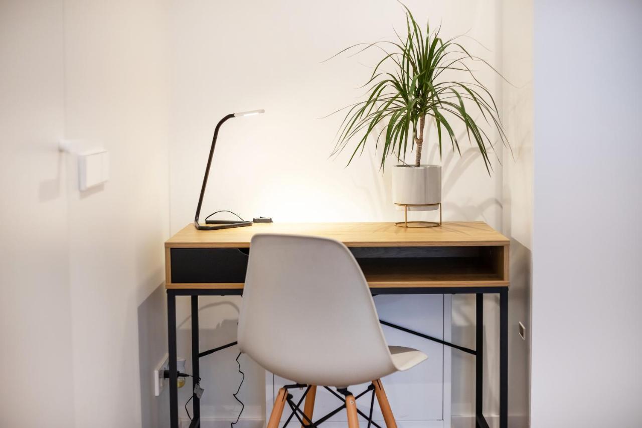 3 Bedroom Apart/24H Self Check In/Free Parking/Up To 6 People/ Vilnius Buitenkant foto